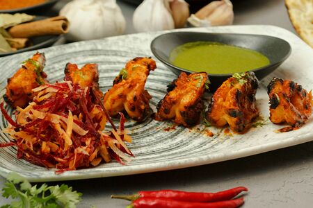 Тандури Прон