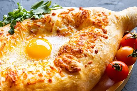 Хачапури по-аджарски