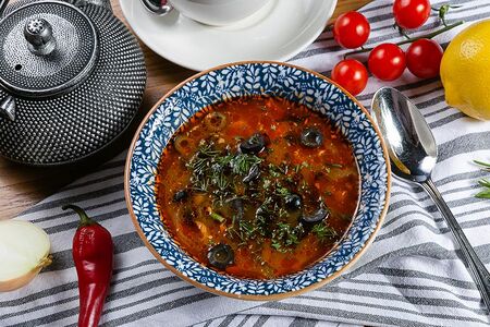 Солянка мясная