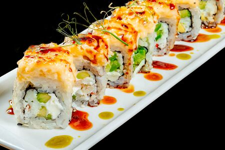 Запечённый Ролл с Камчатским крабом