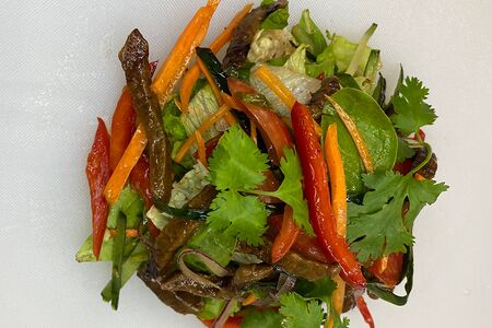 Салат с говядиной по-тайски