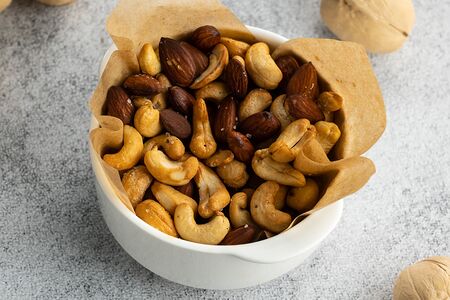 Жареные орехи