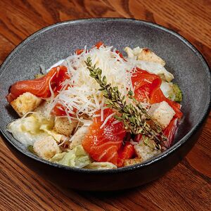 Цезарь с лососем