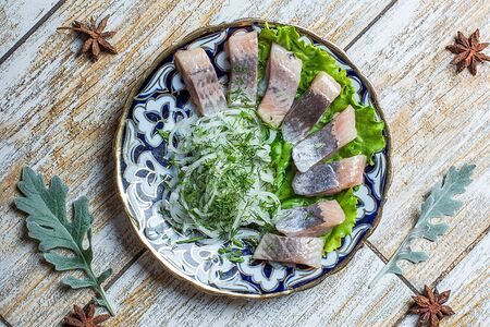 Сельдь с луком