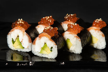 Ролл Сумосан