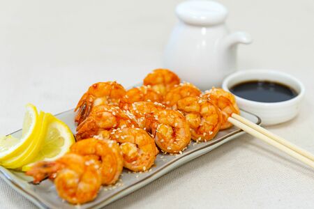 Креветки по-тайски с тайским соусом