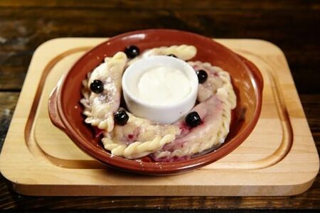 Вареники с вишней