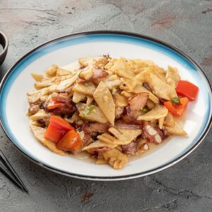 Ростки бамбука с вяленым мясом