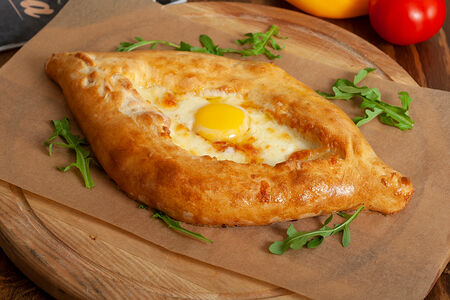 Хачапури по-аджарски