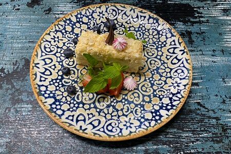 Десерт авторский торт Наполеон