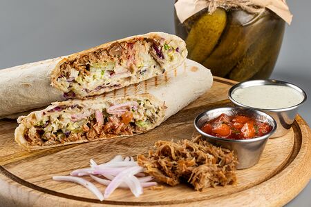 С рваной свининой