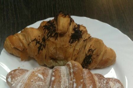 Круассан большой миндальный