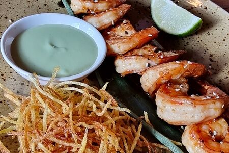 Жареные креветки со сливочным васаби