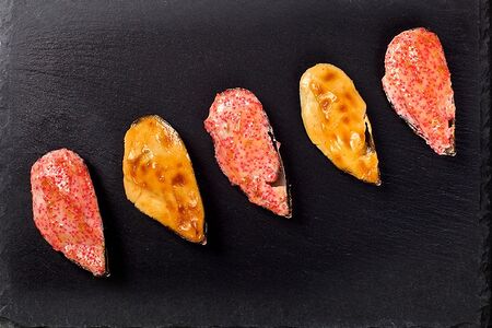 Королевские мидии запеченные Микс яки и спайси