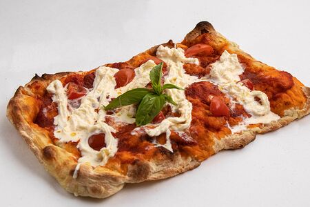 Римская пицца со страчателлой