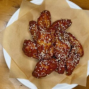 Крылья под горчичным соусом барбекю