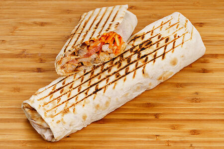 Шаурма куриная (фирменная)