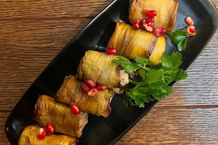 Рулетики из баклажанов