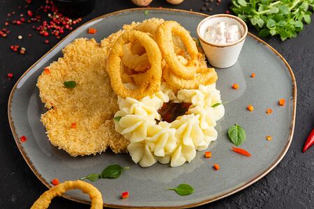 Шницель куриный с гарниром