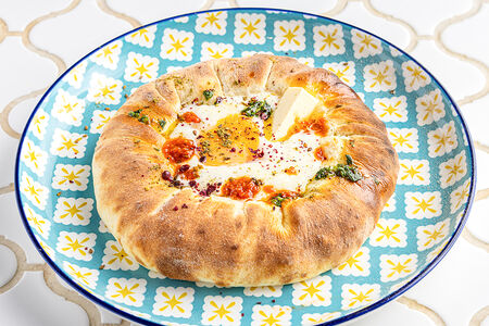 Хачапури по-аджарски