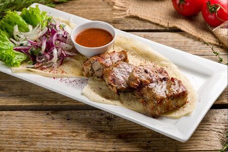 Шашлык из cвинoй шейки