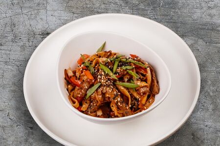 Удон с говядиной