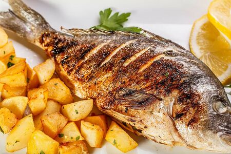 Дорадо с овощами