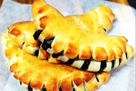 Булочка с маком