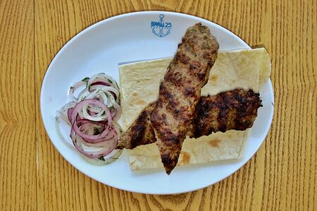 Люля-кебаб из свинины и говядины