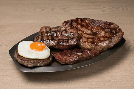 Мясное ассорти