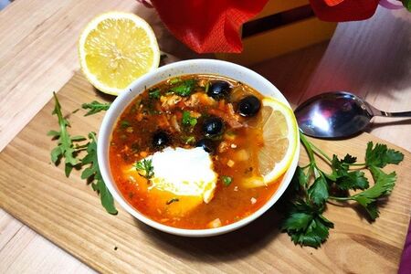 Солянка фирменная