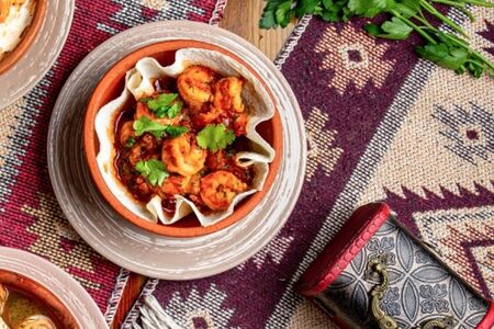 Креветки в томатном соусе