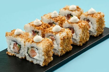 Ролл Цезарь с лососем