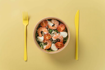 Салат с креветками