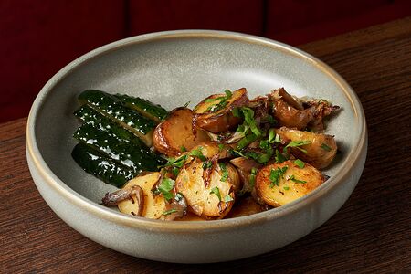 Жареный картофель с грибами