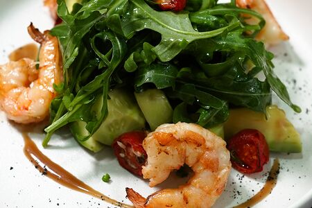 Руккола с креветкой