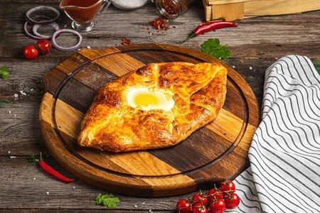 Хачапури по-аджарски