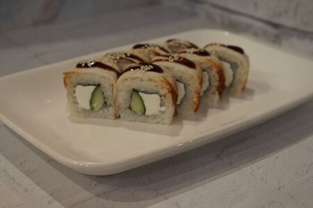 Ролл Сливочный угорь