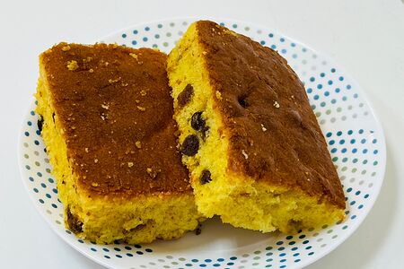 Бисквит с изюмом