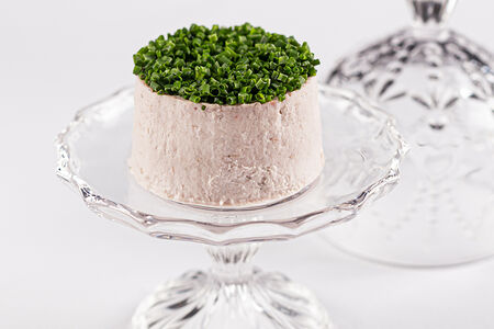 Паштет из осьминога с луком-сибулетом