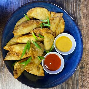 Пельмени жареные гёдза с креветками