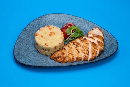Курица с кускус