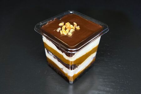 Десерт Сникерс