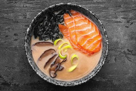 Мисо суп с лососем