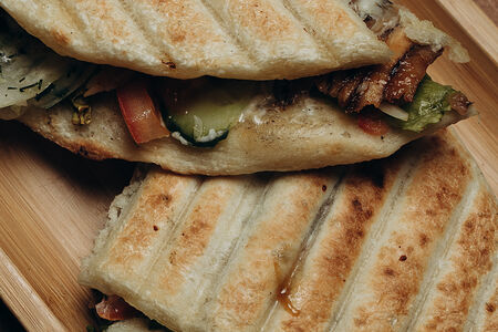 Шаурма в лепешке