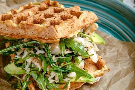 Вафли с лососем