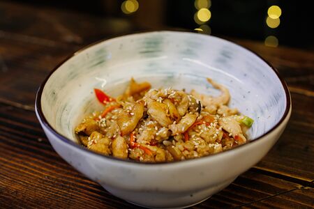 Рис в азиатском стиле с куриным филе