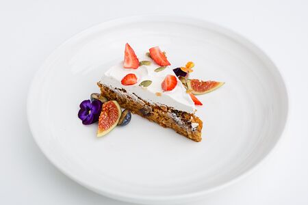 Морковный пирог