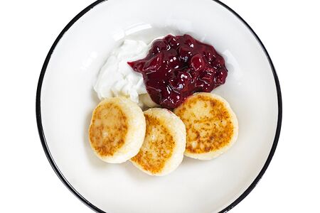 Сырники с вишней