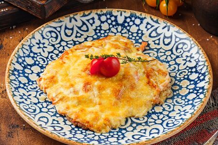 Куриные грудки, запеченные с сыром и овощами